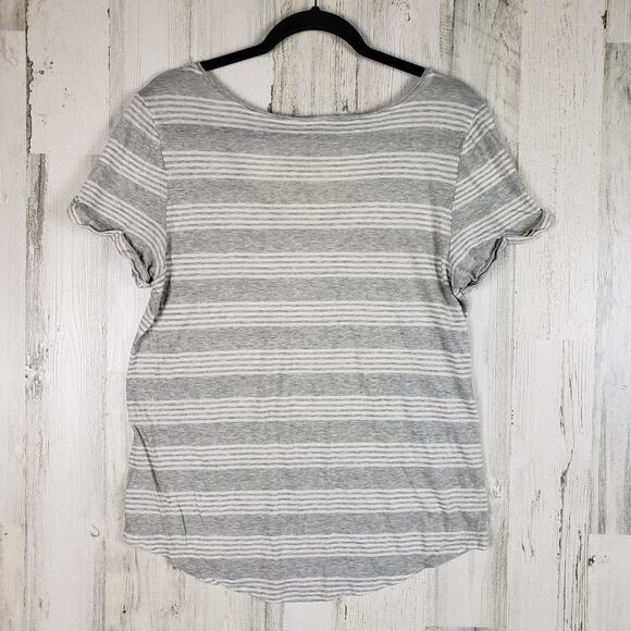 Aero Seriously Soft Perfect Gray & White Striped Tee Women's Size Small - Picture 6 of 11